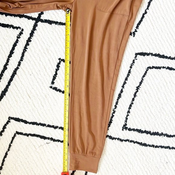 Heartloom Ulla Knit Brown Jumpsuit Size Small - Picture 12 of 13